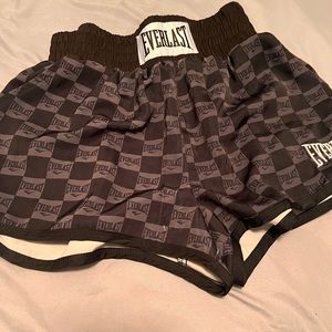 Everlast shorts